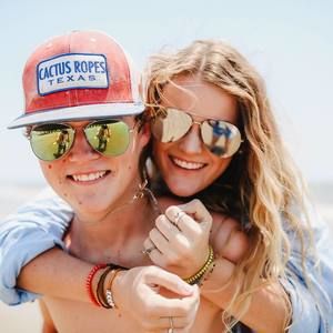 Meet your Posher, Annie